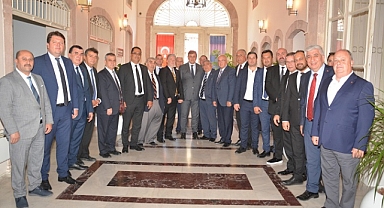 Esnafın sorunlarını masaya yatırdılar…