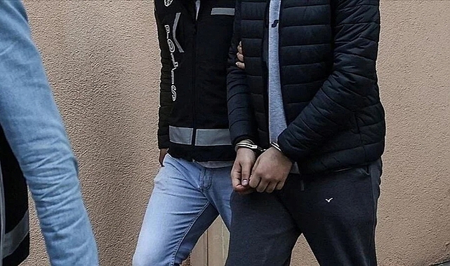 Evinde cesedi bulunan kişinin katil zanlısı oğlu tutuklandı