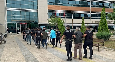 İzmir'de uyuşturucu operasyonu