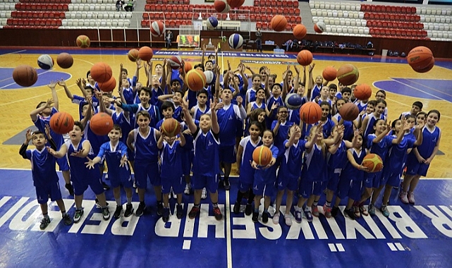 İzmir’de yaz okulları için kayıtlar başladı