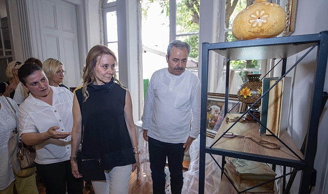 Konak’ın semt merkezlerinden el emeği sergi