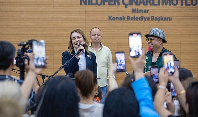 Konak’ta ‘Anneler Günü’ coşkuyla kutlandı