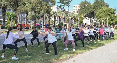 Konaklılar güne açık havada sporla başladı