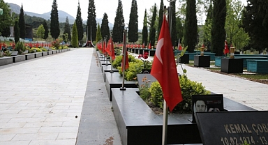 Maden faciasında yaşamını yitiren işçilerin ailelerinin acısı dinmiyor