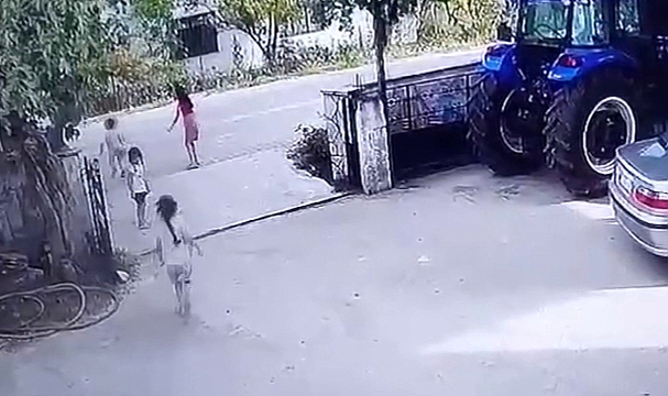 Muğla'da otomobilin çarptığı 6 yaşındaki çocuk öldü