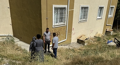 Pencereden düşmesi sonucu ölen çocuk toprağa verildi