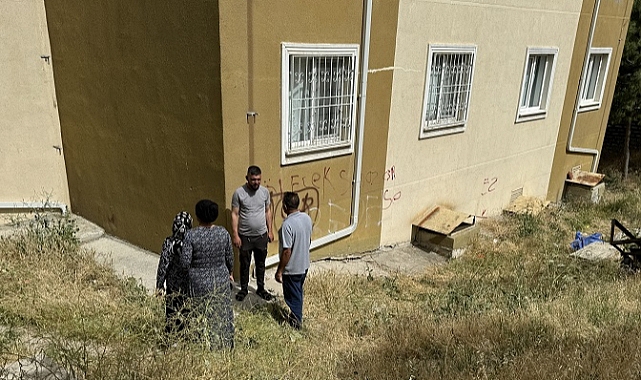 Pencereden düşmesi sonucu ölen çocuk toprağa verildi