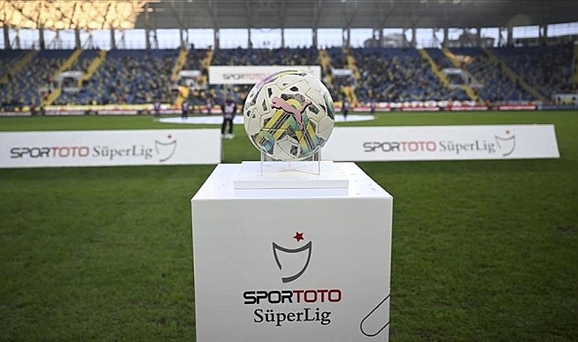 Süper Lig'de son hafta maçlarını yönetecek hakemler açıklandı