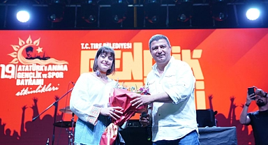Tireli gençler, 19 Mayıs coşkusunu konserlerle yaşadı