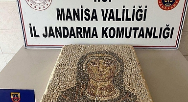 2 bin yıllık mozaik ele geçirildi