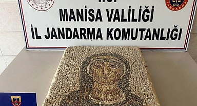 2 bin yıllık mozaik ele geçirildi