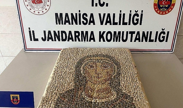 2 bin yıllık mozaik ele geçirildi