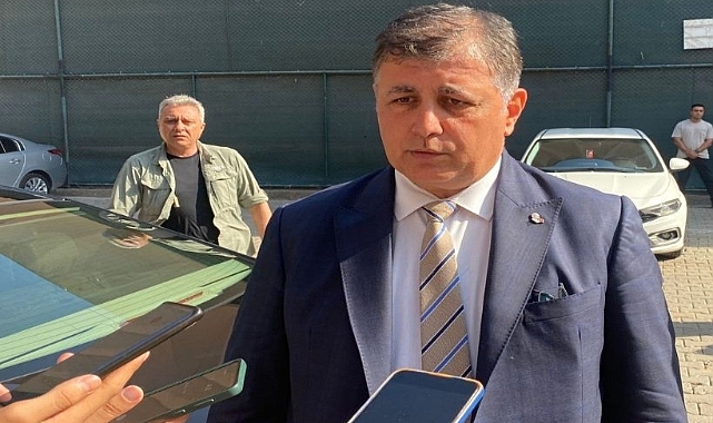 Başkan Tugay işçileri makamında ağırladı