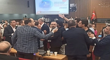 Büyükşehir Meclisi'nde 'İsrail’ gerginliği