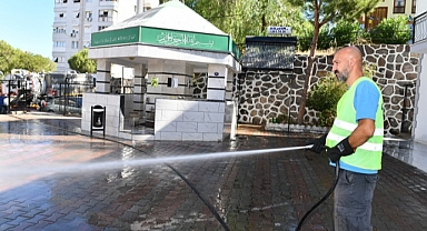 Çiğli’deki İbadethanelerde Bayram Temizliği