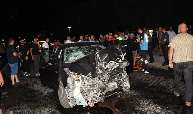 İki otomobilin çarpıştığı kazada 2'si çocuk 8 kişi yaralandı
