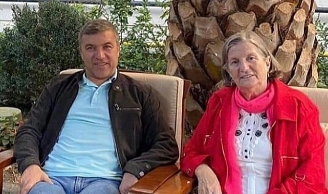 İsmail Küçükkaya'nın annesi vefat etti