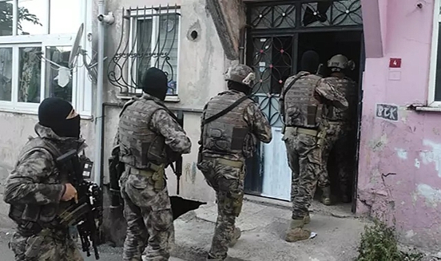 İzmir'de terör operasyonunda 8 şüpheli yakalandı