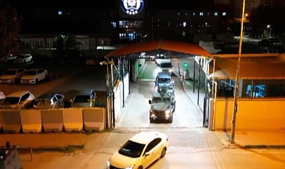 İzmir'deki FETÖ operasyonunda 4 şüpheli yakalandı