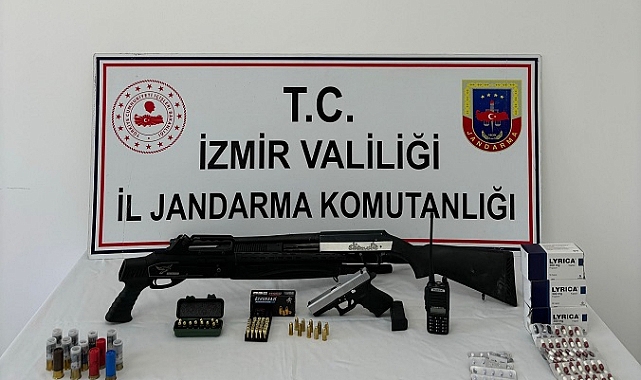 İzmir merkezli suç örgütü operasyonunda 10 kişi yakalandı
