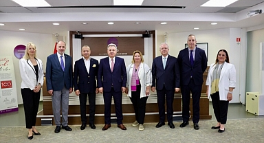 İzmir Valisi Elban’dan ESİAD’a ziyaret
