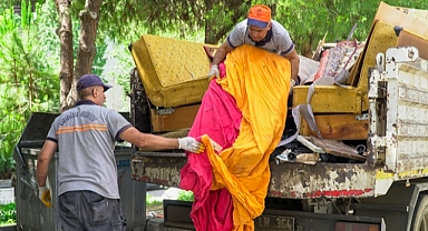 Karabağlar’da bayram temizliği