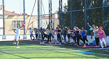 Karabağlar'da gün, sabah sporuyla başlıyor