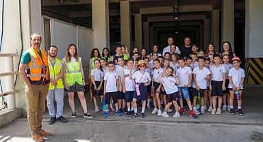 Karşıyakalı miniklere geri dönüşüm bilinci aşılanıyor