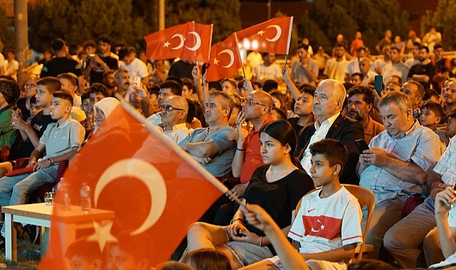 Kemalpaşa'da Milli Heyecan