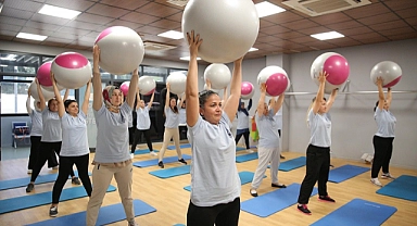 Konak’ta her yaşa ayrı bir spor etkinliği var