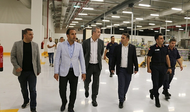 Küllerinden yeniden doğdu
