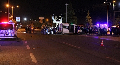 Kütahya'da otomobilin çarptığı motosikletteki 2 kişi öldü