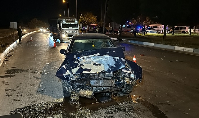 Kütahya'da trafik kazasında 2 kişi öldü