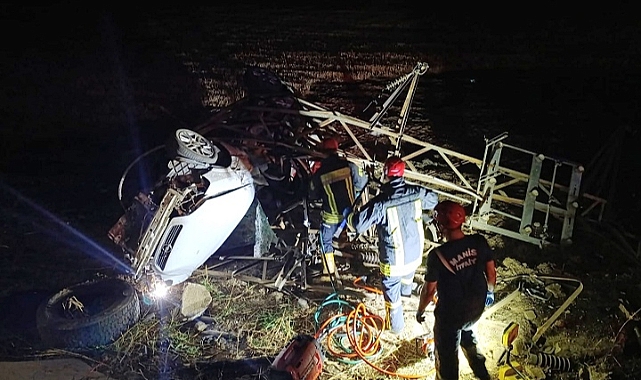 Manisa'da takla atan otomobilin sürücüsü öldü