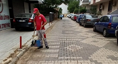 Menderes Belediyesi’nde Yol Temizliği