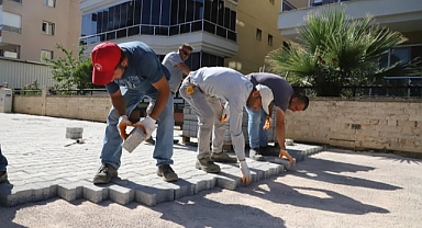 Menderes’te Yollar Yapılıyor