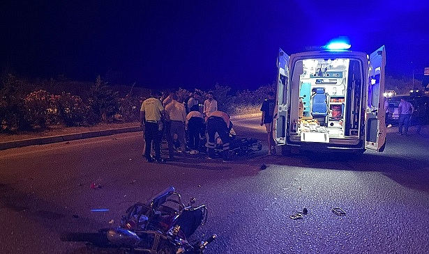 Otomobilin çarptığı motosikletin sürücüsü öldü