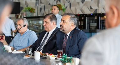 Tarihi bir sorumluluk üstlendik