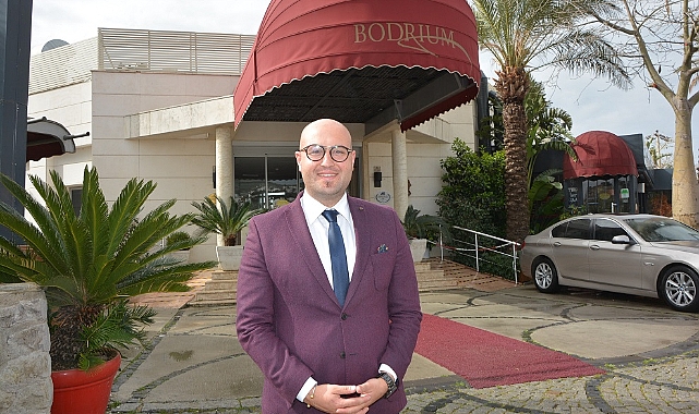 "Türk Turizminde İnsan Kaynağı Sıkıntısı Derinleşiyor"