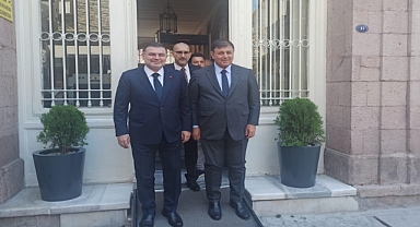 AK Parti'den Tugay'a iade-i ziyaret