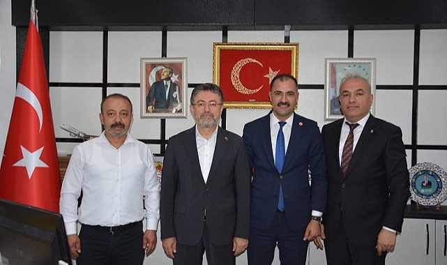 Bakan İbrahim Yumaklı, Demirci Belediyesi'ni ziyaret etti
