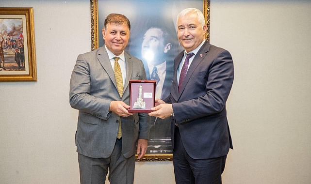 Başkan Tugay'dan sosyal belediyecilik vurgusu