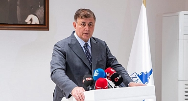Bu ülkeyi iyiye götürecek olan rakibe çelme takmak değildir