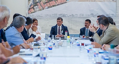 Temel belediyecilik hizmetlerinin titizlikle sürdürülmesini istedi