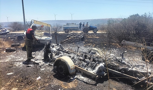 Çeşme'de  makilik ve otluk alanda yangın çıktı