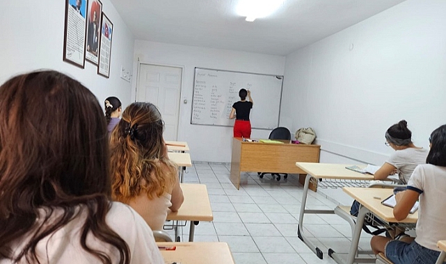 Çiğli Belediyesi’nden Ücretsiz İngilizce Kursu