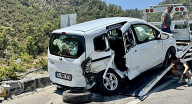 İki otomobilin çarpıştığı kazada 1 çocuk öldü