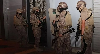 İzmir'de terör örgütü DEAŞ operasyonunda 11 şüpheli yakalandı