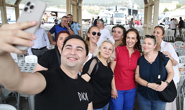 Karşıyaka’da toplu iş sözleşmesine imzalar atıldı