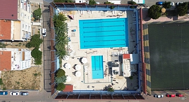 Kemalpaşa Belediyesi Yüzme Kursları Devam Ediyor